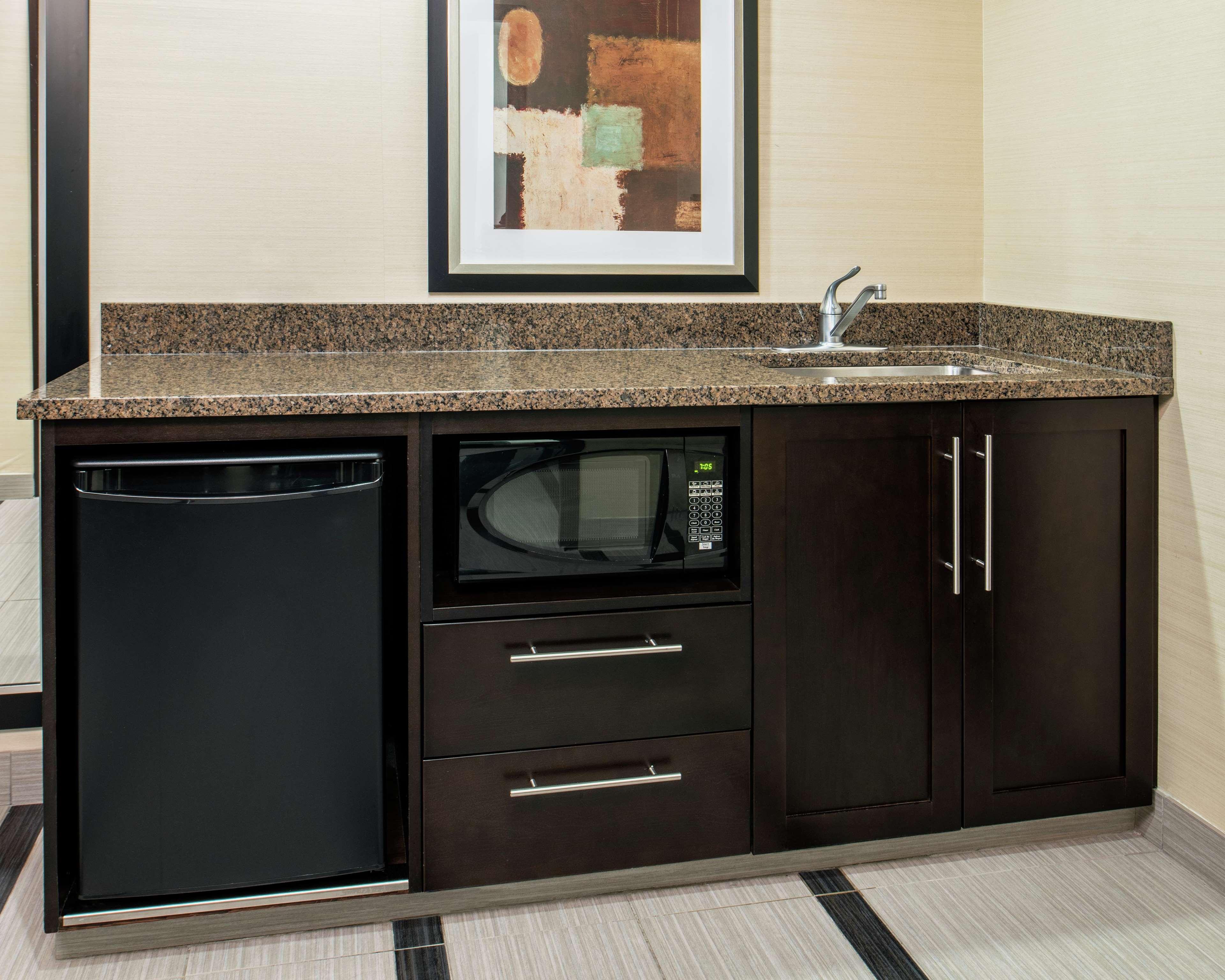 Hampton Inn By Hilton Winnipeg Esterno foto