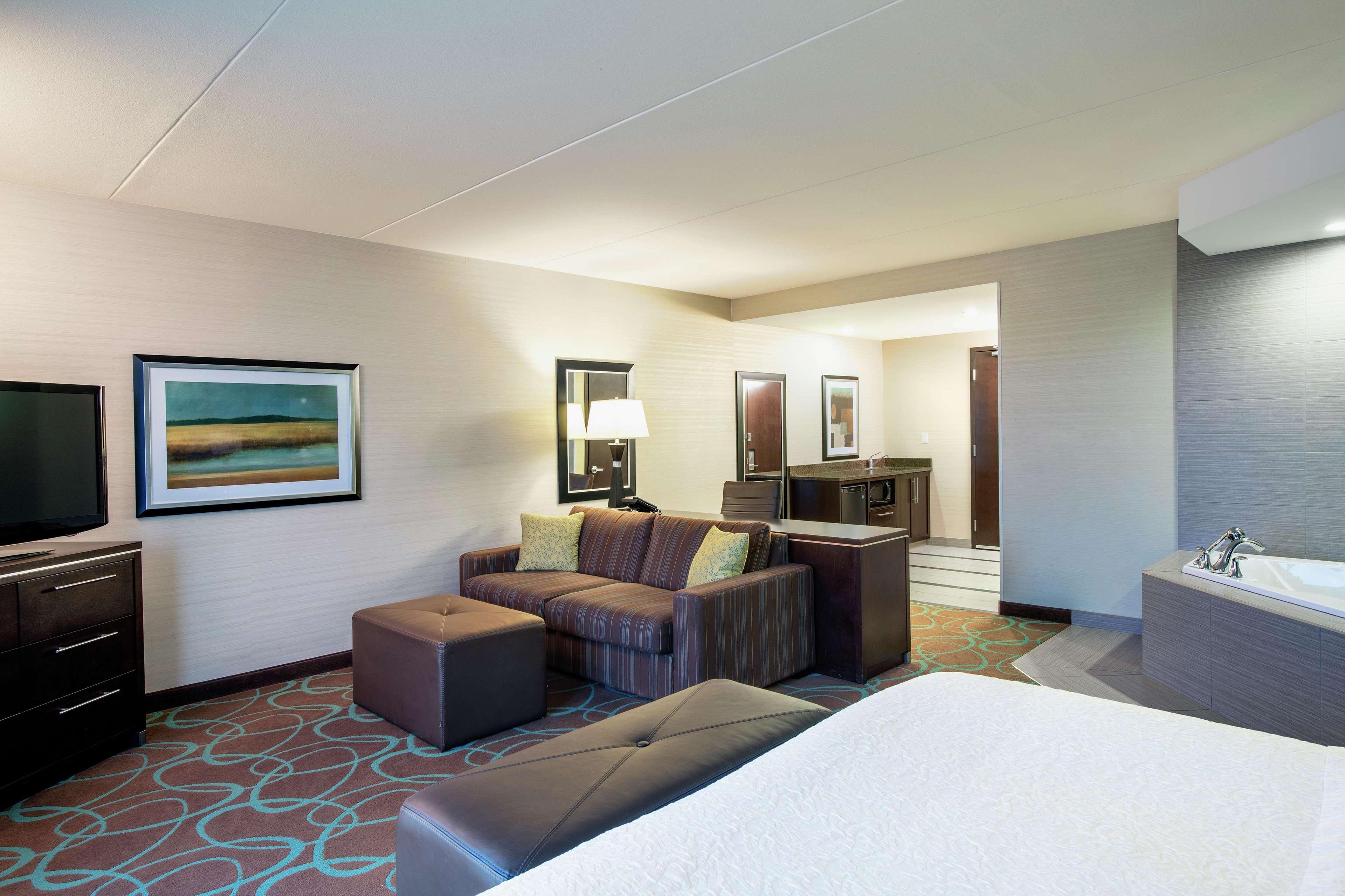 Hampton Inn By Hilton Winnipeg Esterno foto