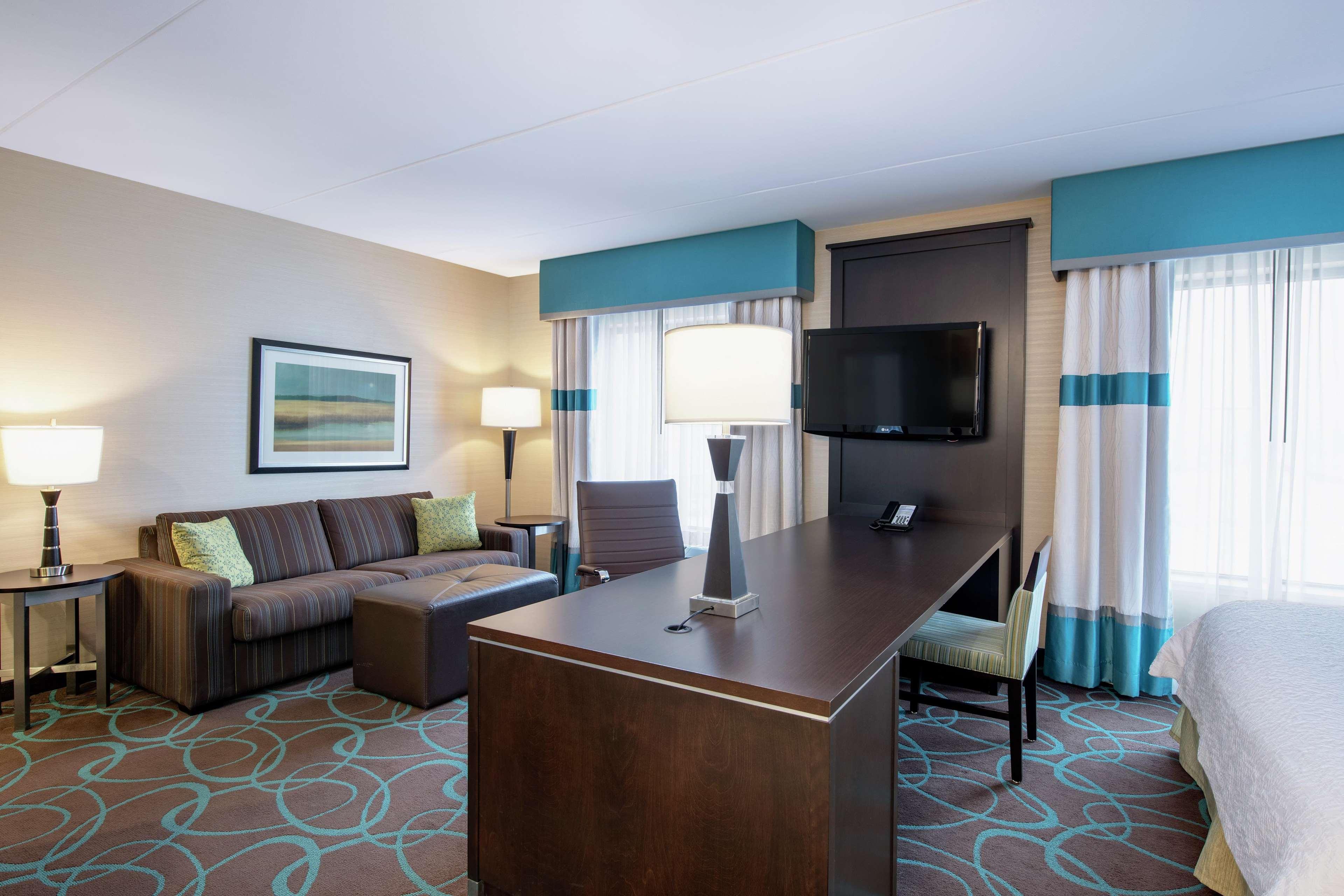 Hampton Inn By Hilton Winnipeg Esterno foto