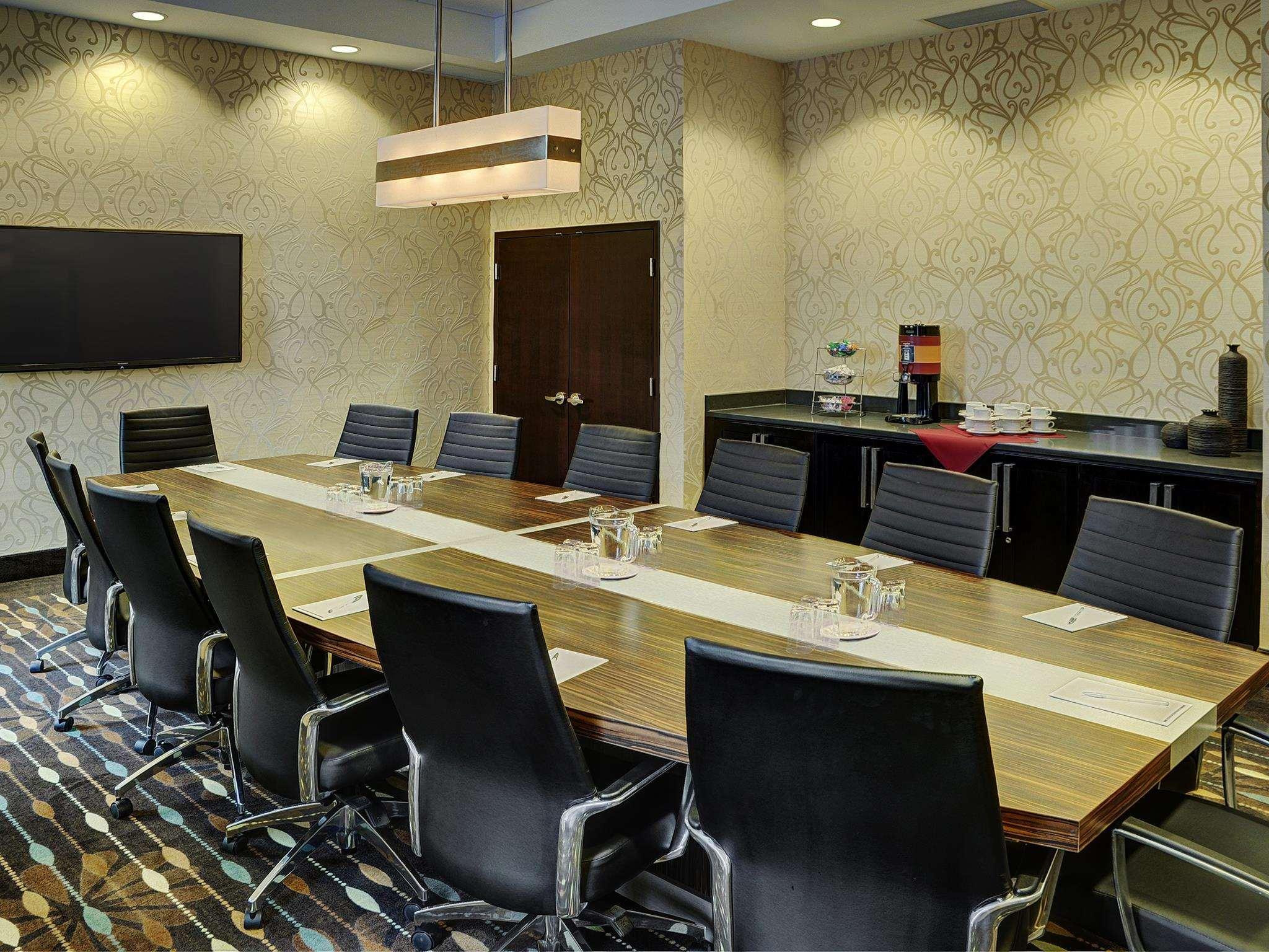 Hampton Inn By Hilton Winnipeg Esterno foto